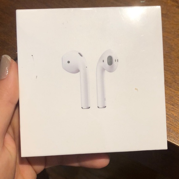 AirPods